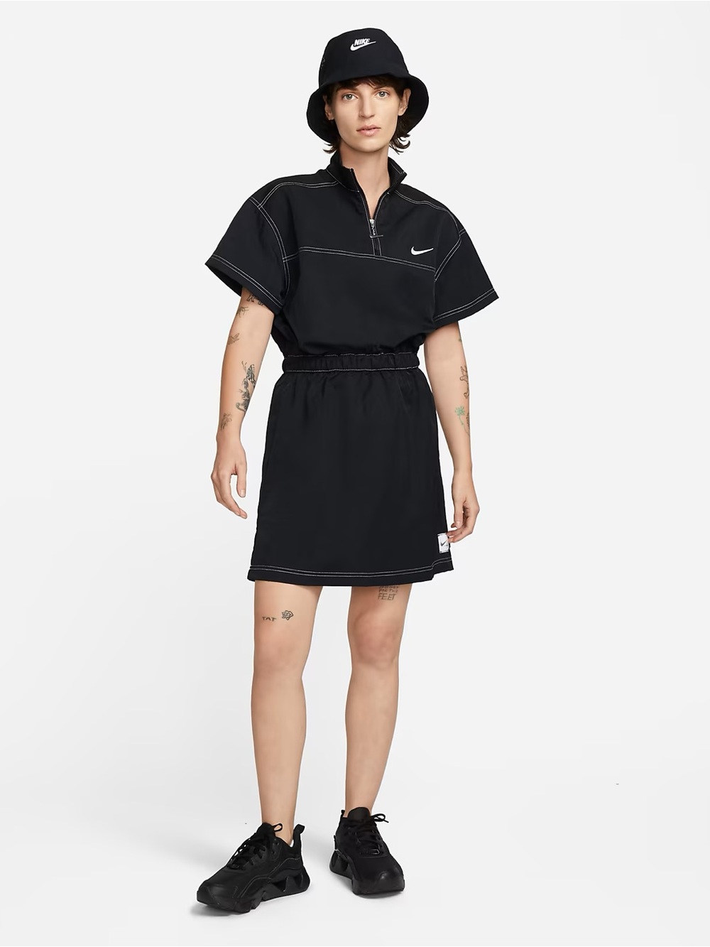 Nike Swoosh half zip dress in black Size S Streetwear Casual